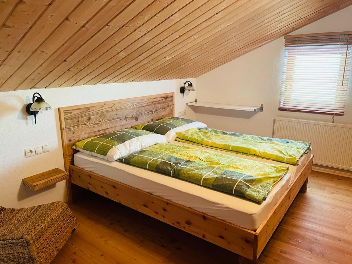 Uriges Alpen-Apartment Stefan Juen See Kültér fotó