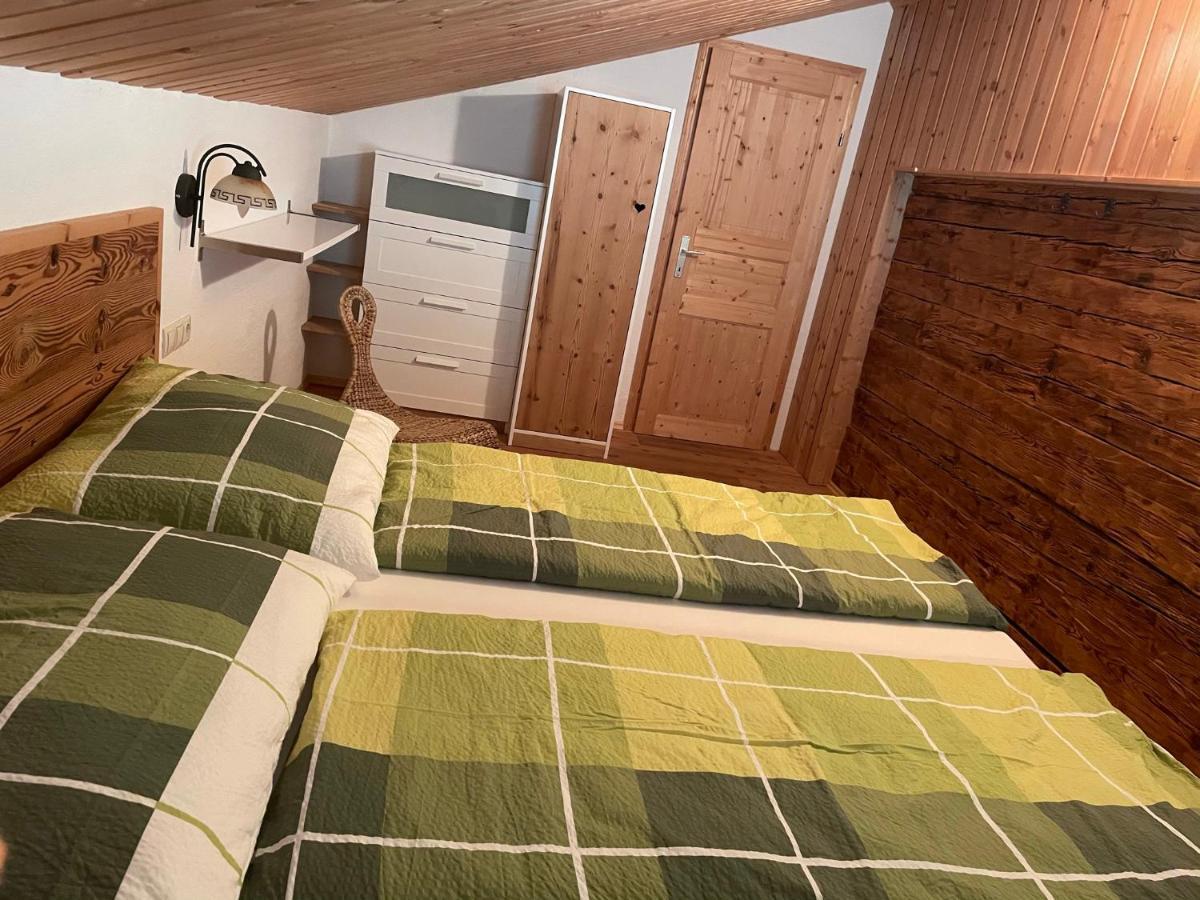Uriges Alpen-Apartment Stefan Juen See Kültér fotó